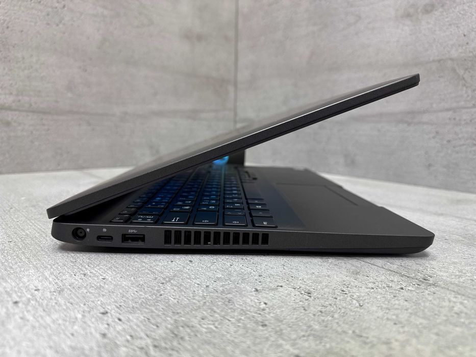 16gb ddr4/i5-8365U/256 ssd/15.6” FullHD ips/Потужний ноутбук Dell 5500