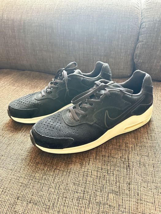 Кросівки Nike Air Max GUILE PREMIUM