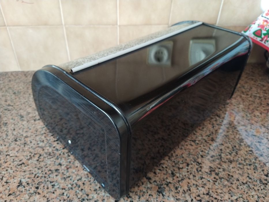 Caixa de pão para guardar pão casa apartamento vivenda quarto cozinha.