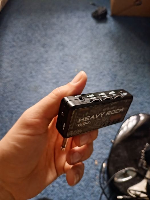 Мини усилитель для электро гитары тяжёлый рок