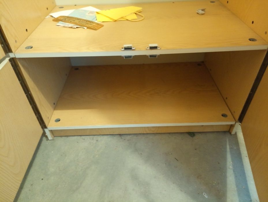 Armário usado mas funcional