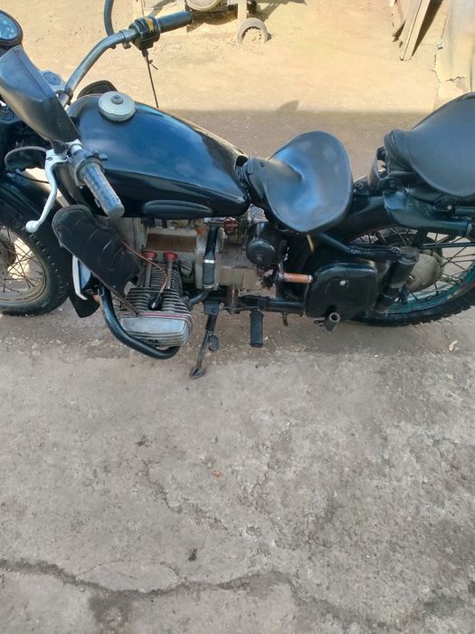 Продам мотоцикл ціна10т.
