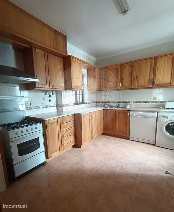 Apartamento T3 para arrendamento