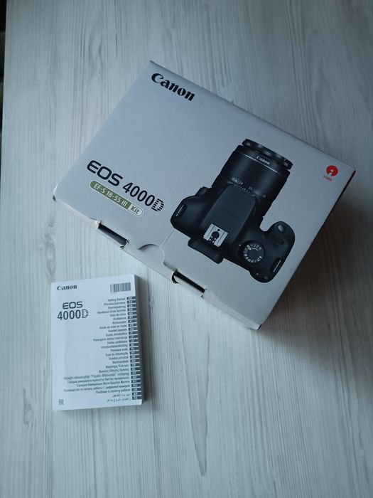 Фотоапарат Canon EOS 4000D