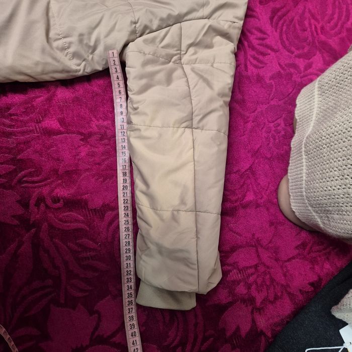 Куртка весна, осінь.