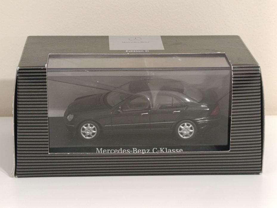 1:43 Schuco Mercedes Benz C Klasse Elegance W203