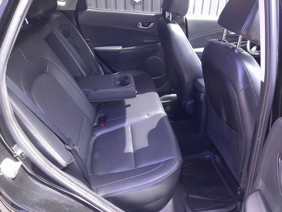 Hyundai Kona      2019