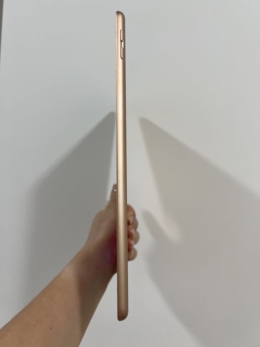 iPad 6, 32 GB, Wi-Fi. Айпад 6 на 32 гб