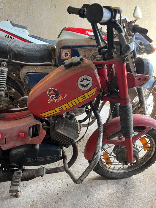 Motos antigas para restauro