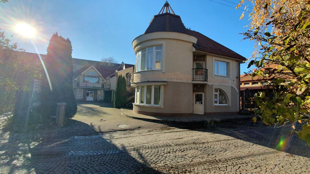 ПРОДАЖ КОМЕРЦІЙНОГО приміщення-комплексу в центральн. частині Мукачева