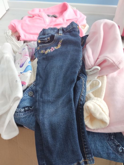 Ubranka niemowlęce. Cała wyprawka., ponad 100 sztuk. 70 groszy