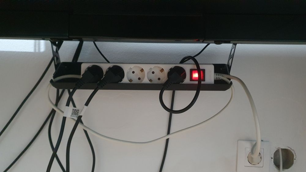 [Preço Negociável] Secretária Gaming Alpha Gamer Gemina
