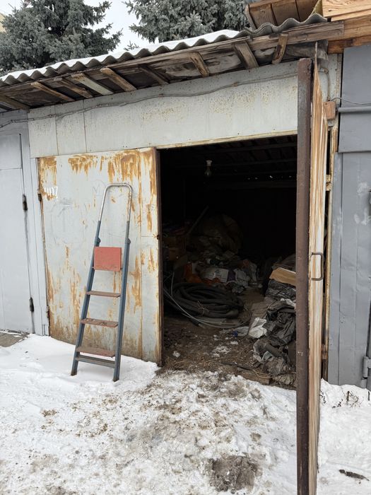 Продаж металевого гаража в Києві, Виноградар