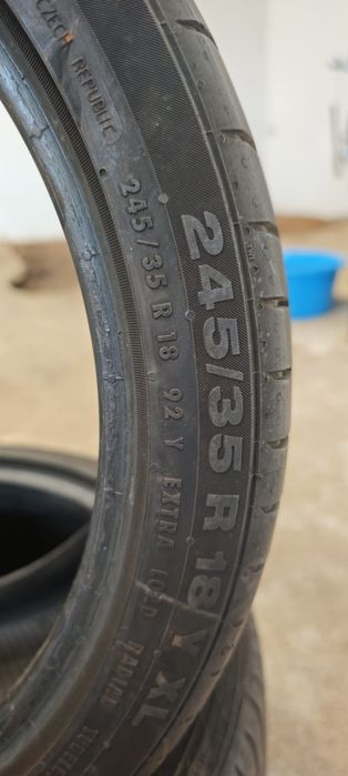 Pneus Continental 245/35 R 18 MO