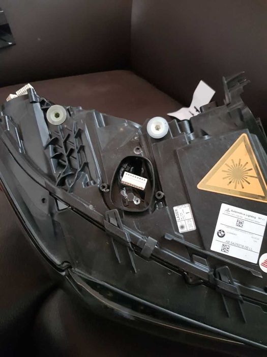 фари бмв x5 f15 лазер права і ліва дефект під відновлення без блочків