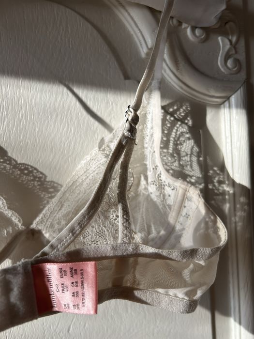 Stanik koronkowy Hunkemöller biały 80B