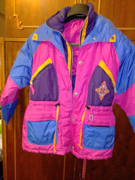 Курточка женская