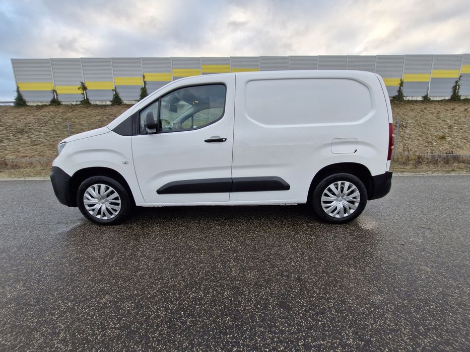 Peugeot Partner 1.5 130km AUTOMAT 76 tys Bogata Opcja.