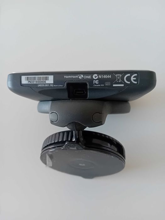GPS TOMTOM com livro de instruções
