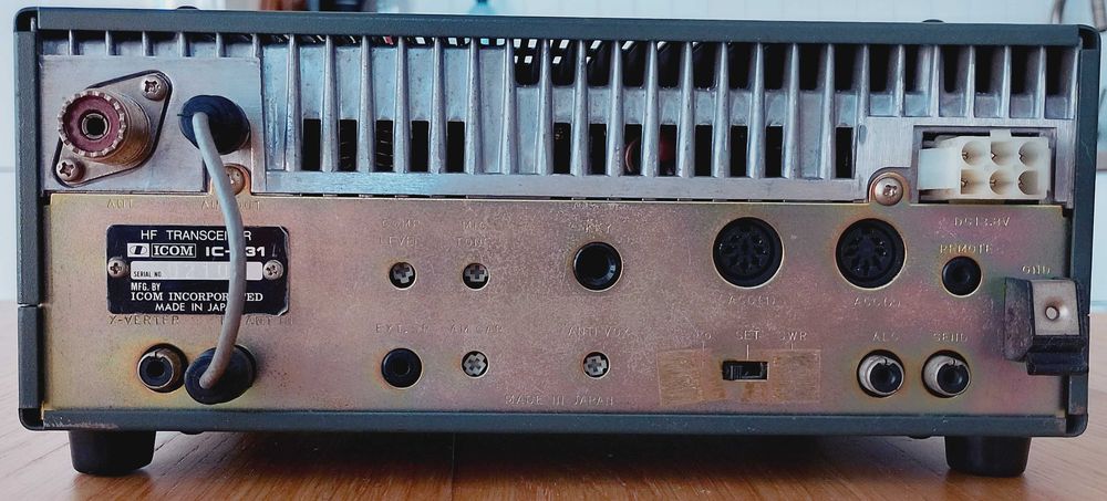 Icom IC-731 HF transceiver SSB, CW, FM, AM 100 WATT