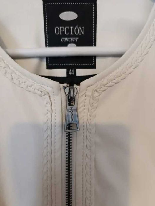 Blusão branco OPCION CONCEPT