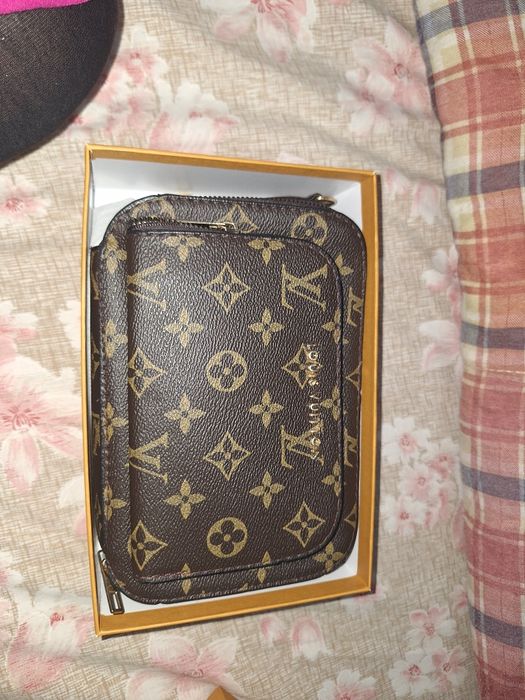 Mala a tiracolo nova a estrear