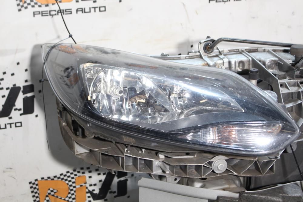Frente completa FORD Focus III