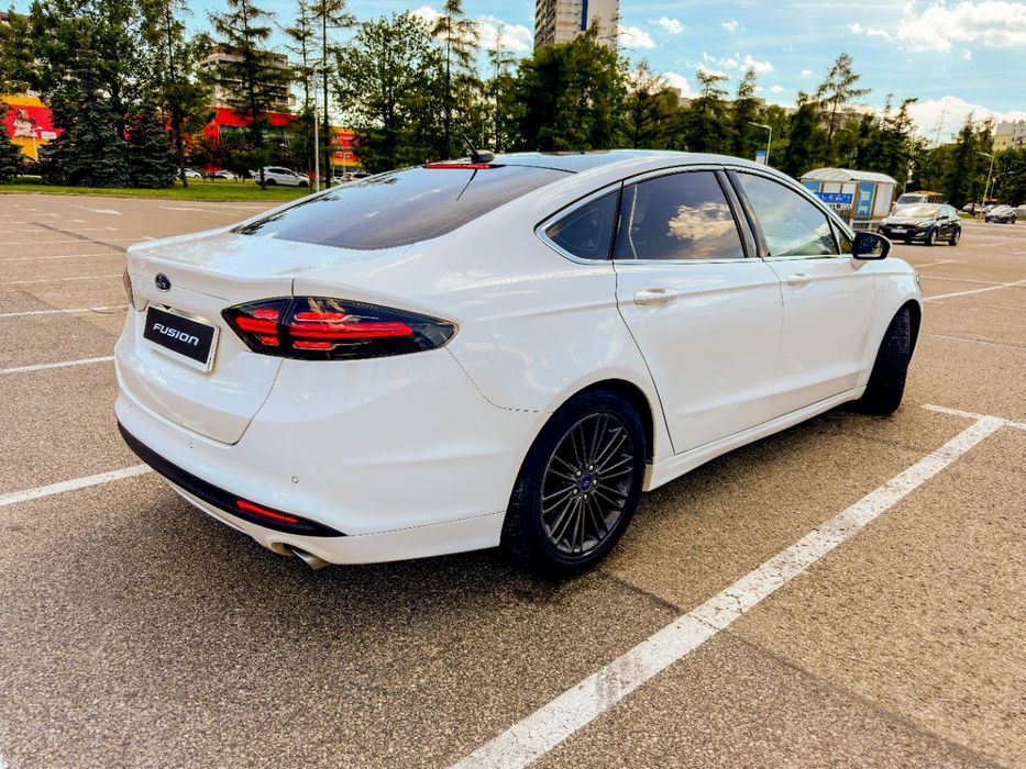 Ford Fusion White Platinum Pearl