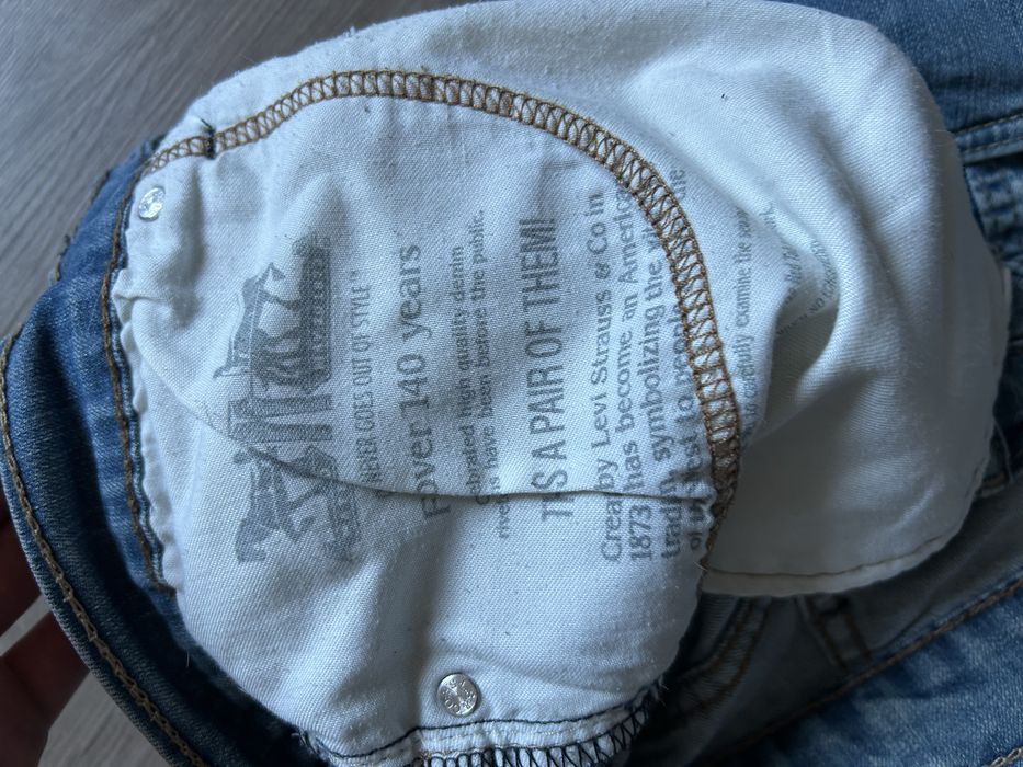 Джинси Levi’s w 31 l 32