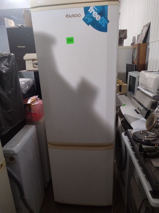 Продам холодильник