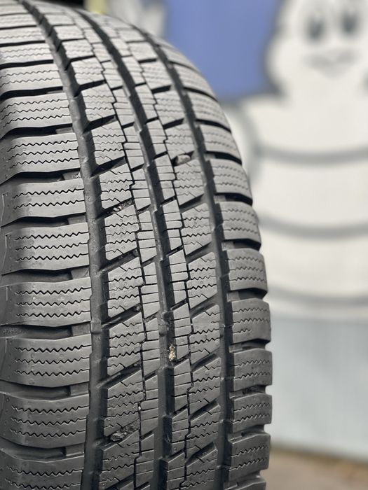 Шина Зимова 1шт 225/70 R15C Barum Snowanis