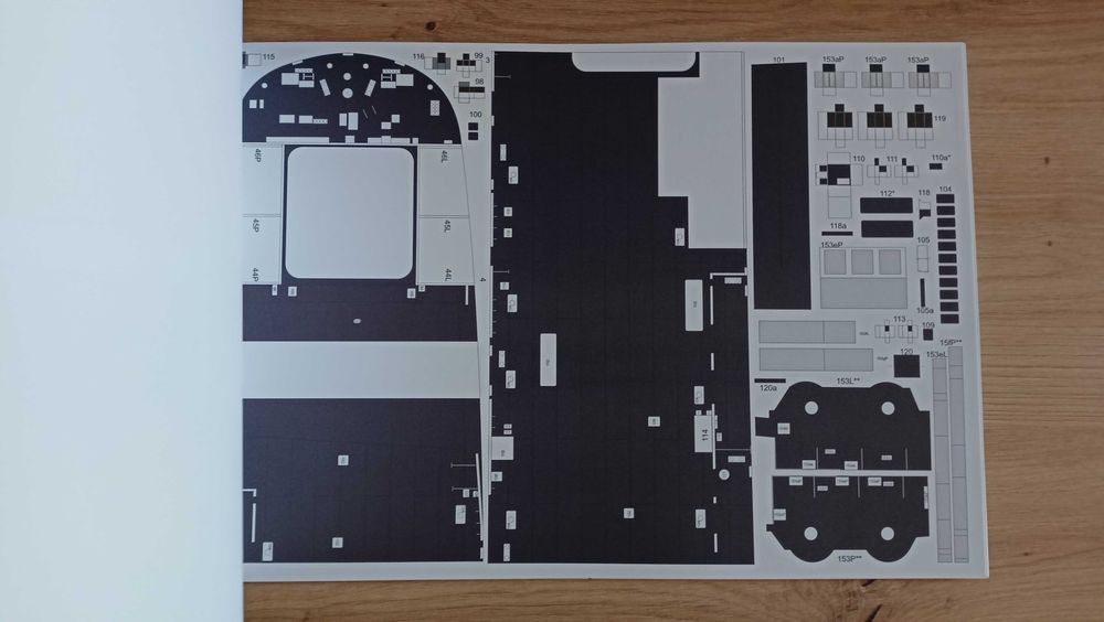 Model kartonowy - Lotniskowiec USS WASP - Wydawnictwa  Angraf 137