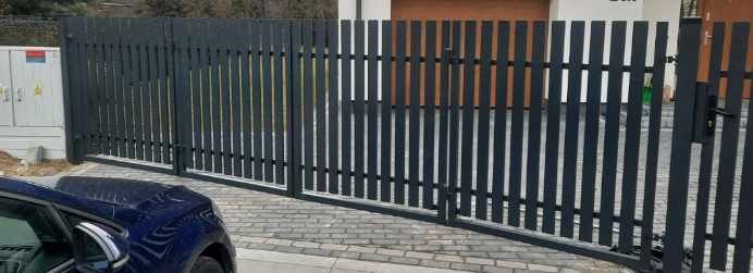 Brama harmonijkowa składana