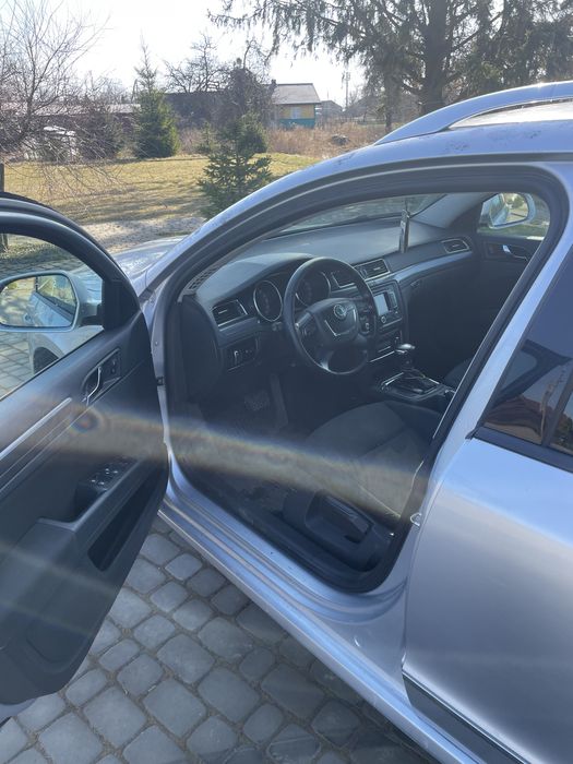 Продам  Skoda Superb 2