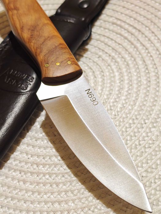 Nóż myśliwski Varms 57/Stal N 690 BOHLER
