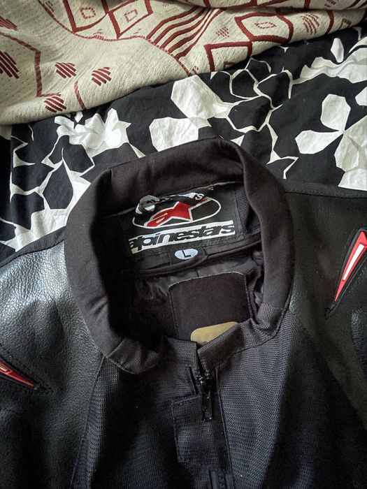 Мото куртка від Alpinestars