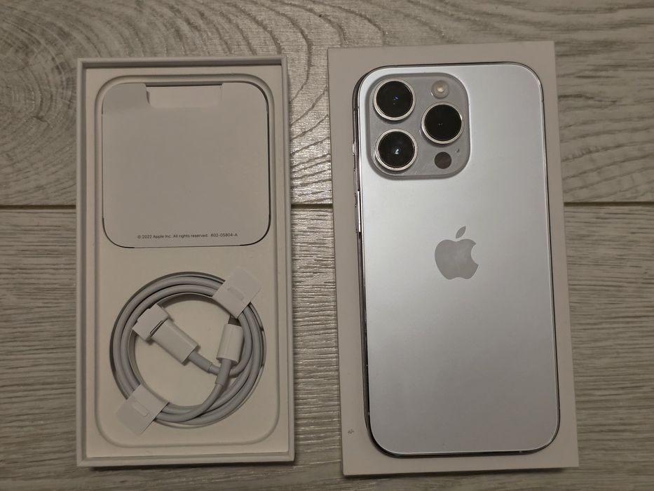 Apple iPhone 14 Pro シルバー 本体　256GB iPhone 14 Pro 256GB - シルバー（SIMフリー）[整備済製品] - Apple