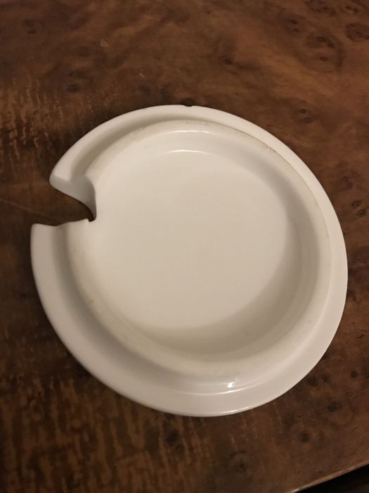 Продам новую керамическую чашку.