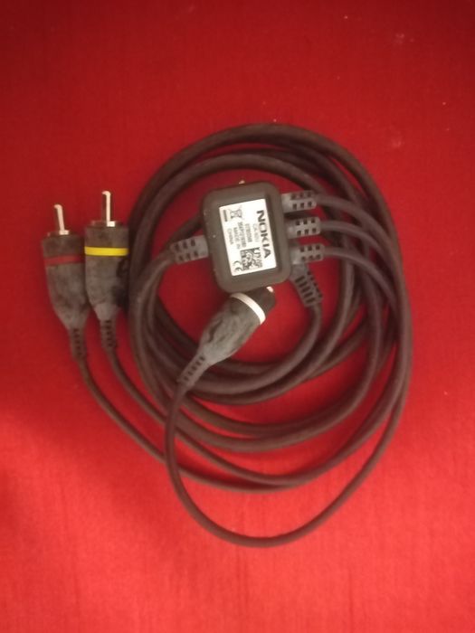 Kabel do telefonu komórkowego Nokia TV Video CA-92U + płyta cd.