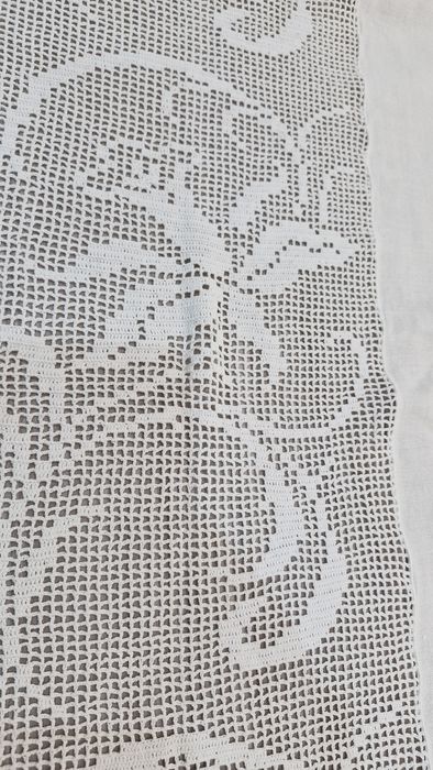 Toalha de linho bordada