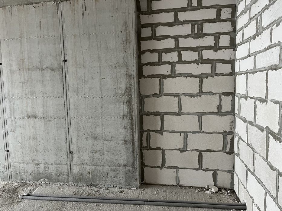 Продам комерційне приміщення під офіс в новому БЦ “Бізнес-Сіті”