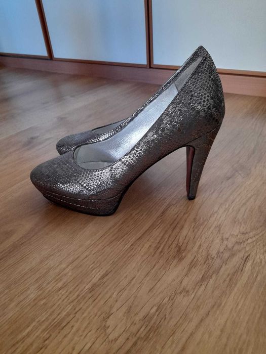 Sapatos de salto Ana Sousa tam. 40, NOVOS