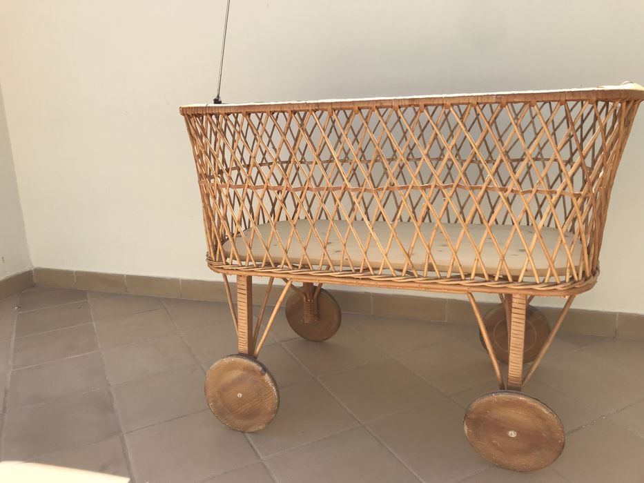 Vendo Berço em verga