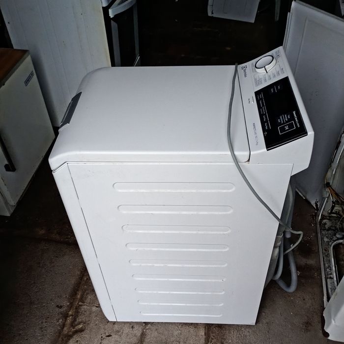 Pralka ładowana od góry Electrolux Perfectcare 700  7kg 1200 obr/min