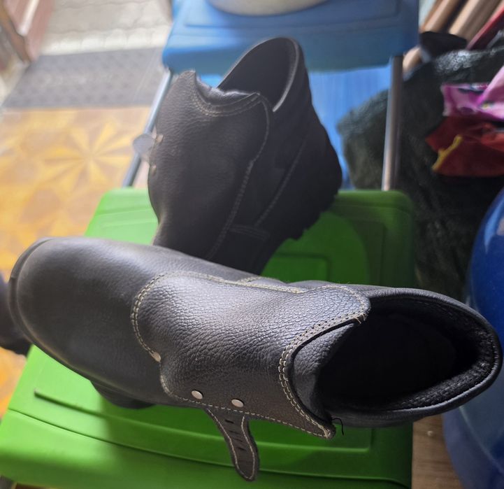 Buty r45 Nowe skórzane