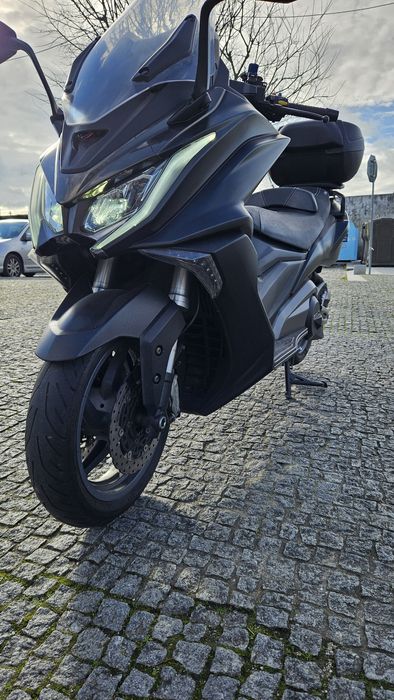 Kymco AK550 - 39 mil km ano 2019
