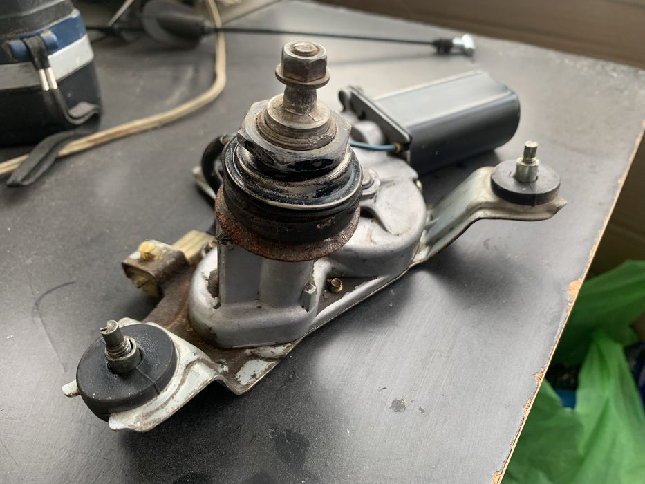 Моторчик Toyota corolla e9 87-92 liftback