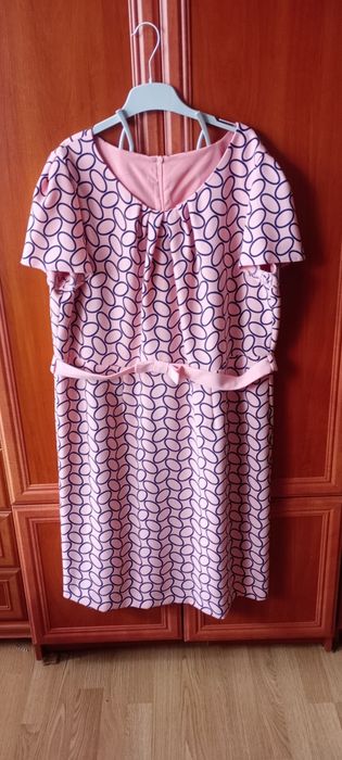 Sukienka róż.48/4xl