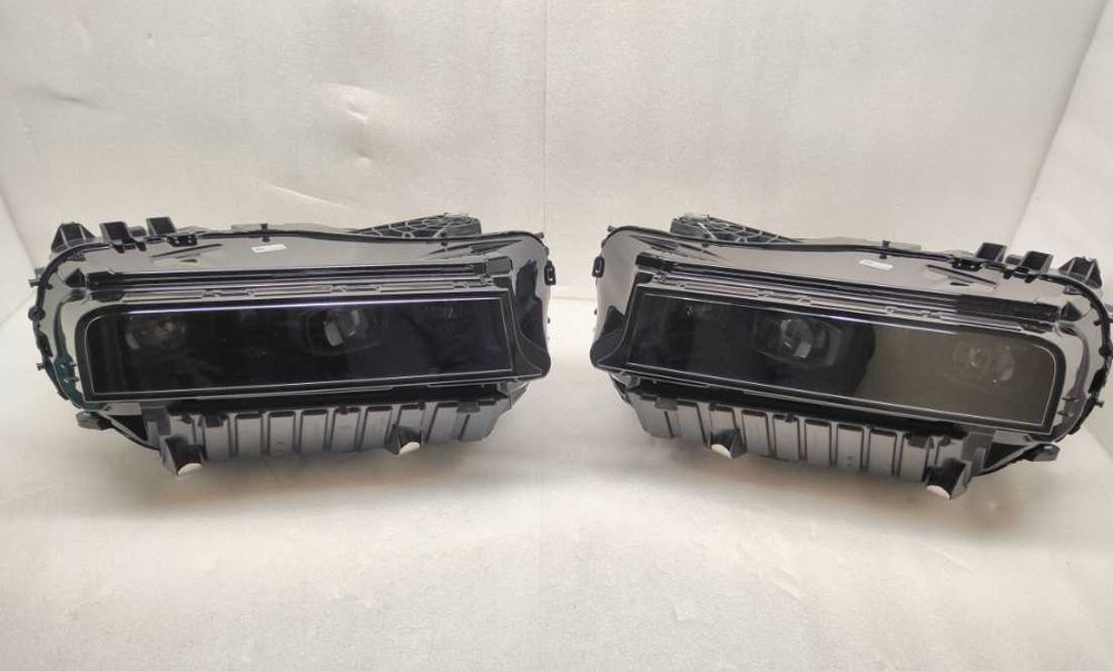 Фари передні BMW XM G09 Фара права або ліва EU USA разборка