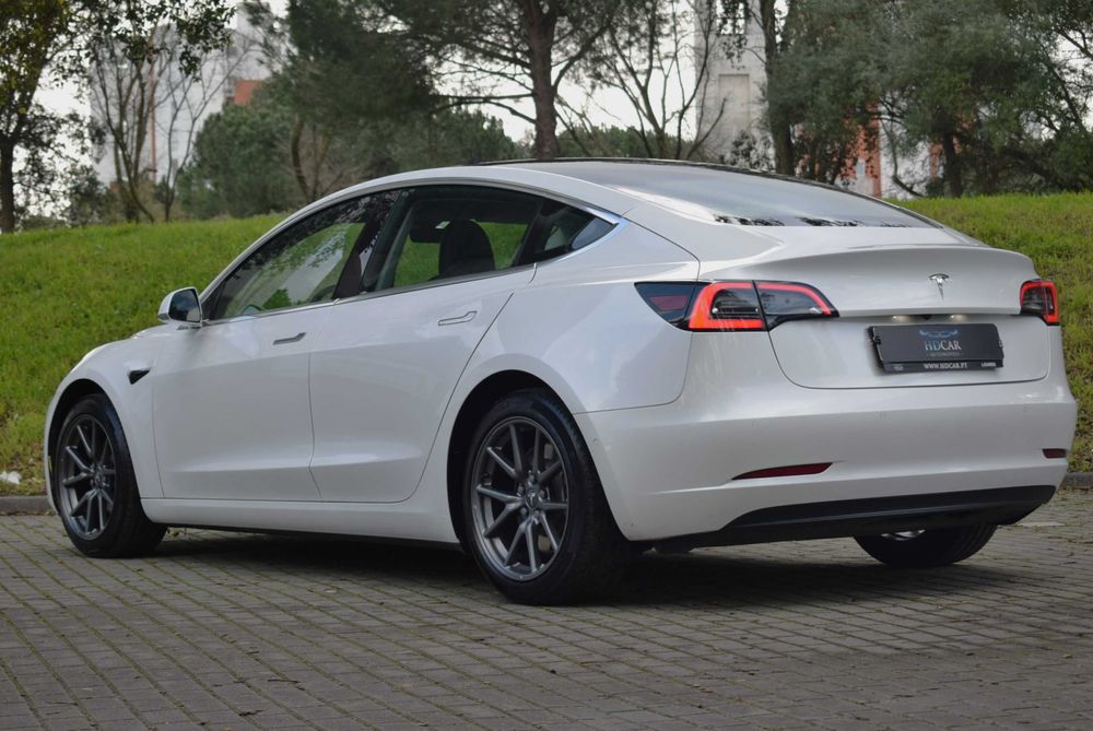 Desde 272€ Mês # 2020/09 # Tesla Model 3 Standard Range Plus RWD 283cv